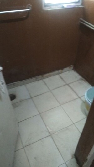 Bathroom in 2 BHK Apartment at Arun Vihar Sector 37, Sector 37 – for Rent