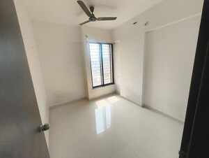 Room in 2 BHK Apartment at Majestique City, Wagholi – for Rent