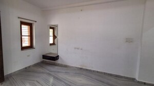 Room in 2 BHK Apartment at Manikonda – for Rent