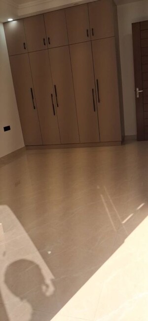 Room in  Builder Floor at Sector 57 – for Rent