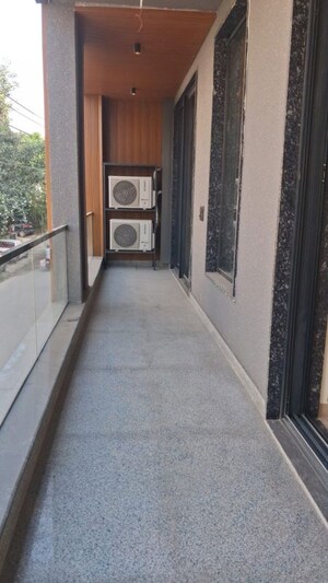 Building Lobby in  Builder Floor at Sector 57 – for Rent