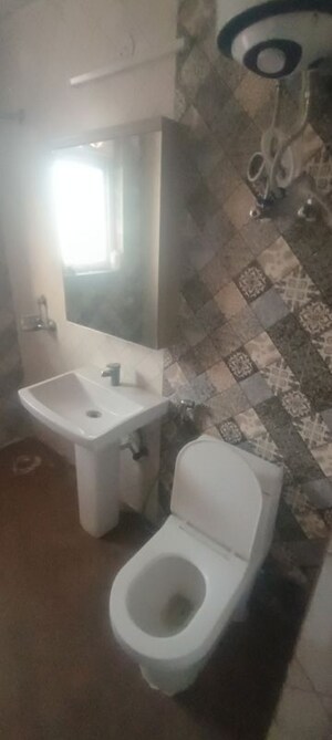Bathroom in 3.5 BHK Apartment at Urbtech Hilston, Sector 79 – for Rent