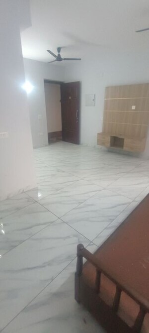 Room in 3.5 BHK Apartment at Urbtech Hilston, Sector 79 – for Rent