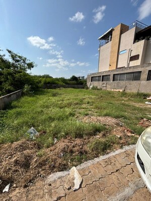  Plot For Sale in Science City
