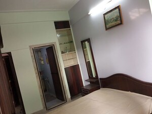 Furnished Amenities in 1 BHK Apartment at Sham Dham Apartment, Sion West – for Rent