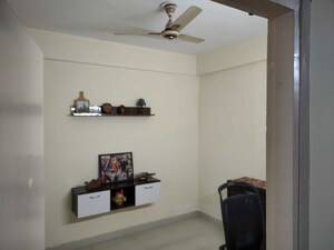 Room in 3 BHK Apartment at GLS Avenue 51, Sector 92 – for Rent