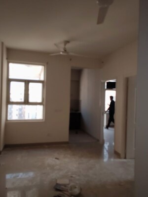 Room in 2 BHK Builder Floor at Shree Vardhman Mantra, Sector 67 – for Rent