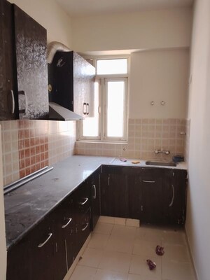 Kitchen in 2 BHK Builder Floor at Shree Vardhman Mantra, Sector 67 – for Rent