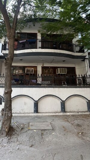 6+ BHK Independent House For Sale in Sector 41