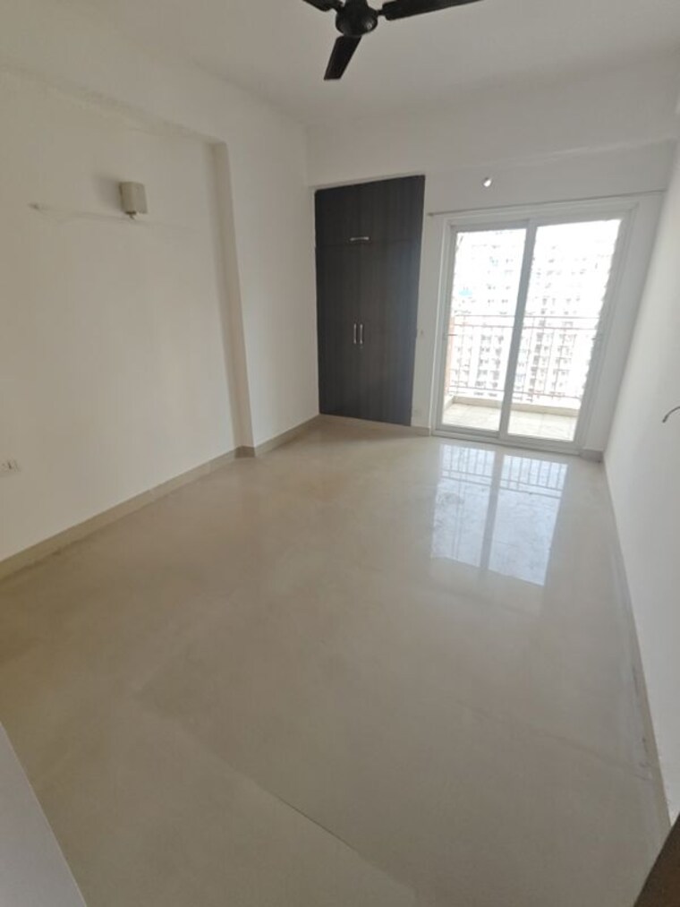 Room, mahagun-moderne 3 Bedroom 1550 Sq.Ft. Apartment In Sector 78 Noida 10771550