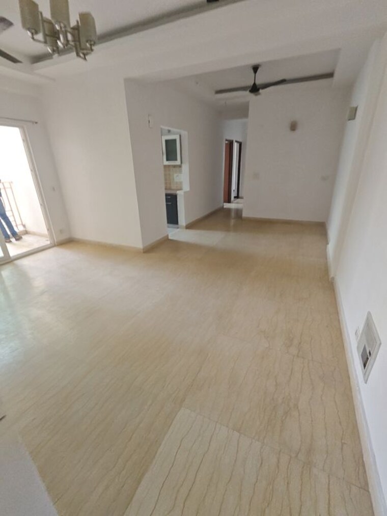 Room, mahagun-moderne 3 Bedroom 1550 Sq.Ft. Apartment In Sector 78 Noida 10771550