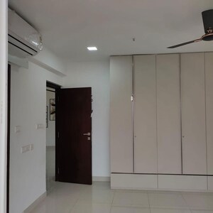Room in 3 BHK Apartment at RNP 1, Kondapur – for Rent
