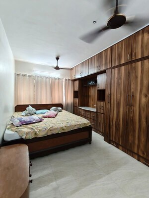 Bedroom in 2 BHK Apartment at K Raheja Vihar, Powai – for Rent