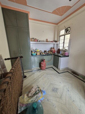 1.5 BHK Builder Floor For Rent in Mayur Vihar