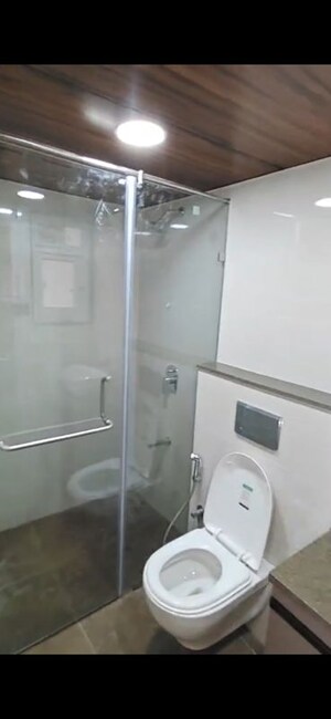 Bathroom in 4 BHK Apartment at Shapoorji Pallonji BKC 28, Bandra East – for Rent