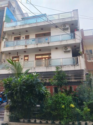 3.5 BHK Villa – Exterior View View at Sector 61 - for Sale