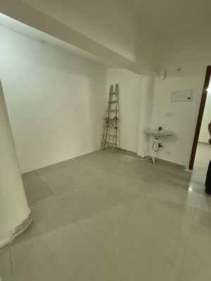 Balcony in 2.5 BHK Apartment at Mayur Vihar – for Rent