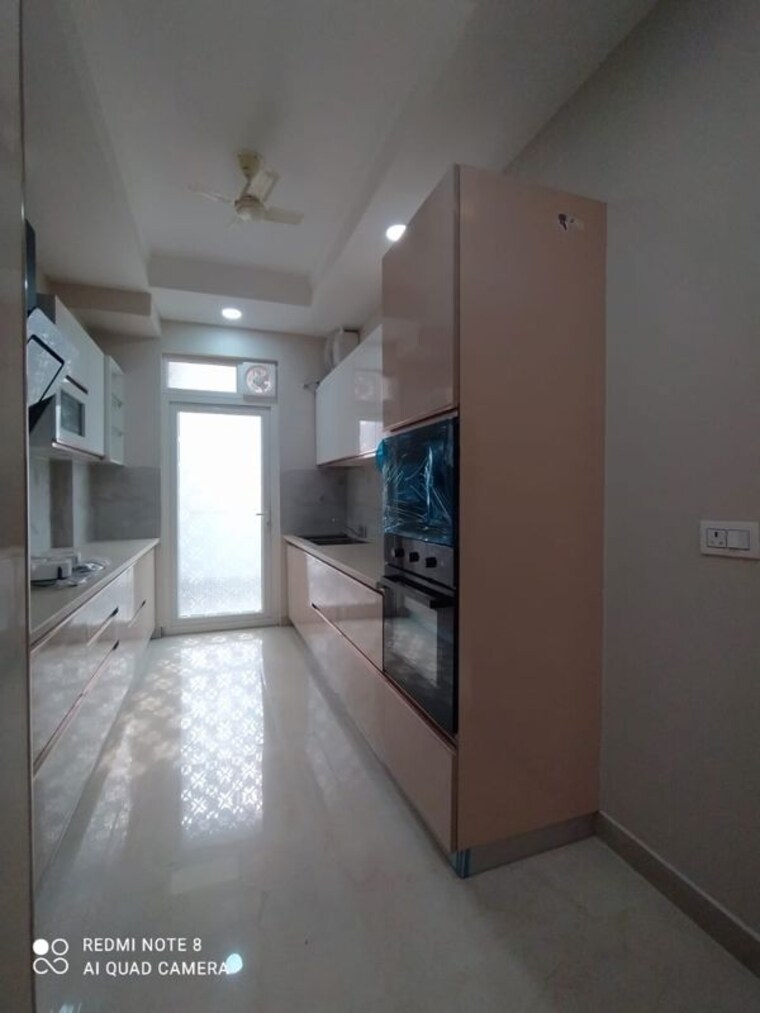 Bathroom, sector 8 3 Bedroom 131 Sq.Yd. Builder Floor In Sector 8 Jhajjar 10771538