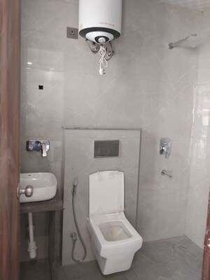 Bathroom in 2 BHK Builder Floor at Sector 57 – for Rent