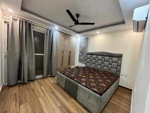 Bedroom in 3 BHK Builder Floor at Sector 52 – for Rent