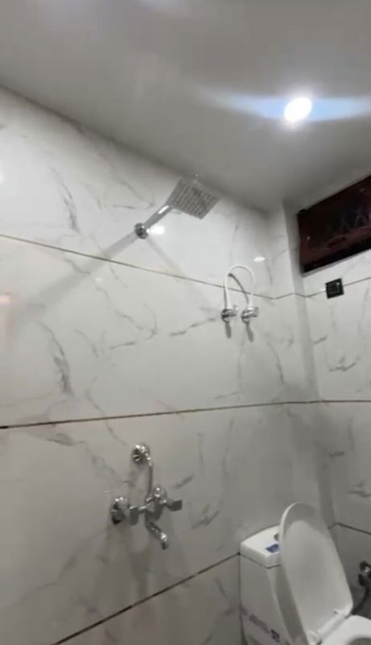 Bathroom, vaishali-media-apartment 1 Bedroom 550 Sq.Ft. Builder Floor In Vaishali Sector 5 Ghaziabad 10771676