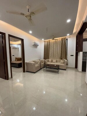Living Room in 3 BHK Builder Floor at Sector 57 – for Rent