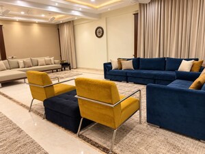 Team Area in 3 BHK Apartment at Max Estate 360, Sector 36a – for Sale