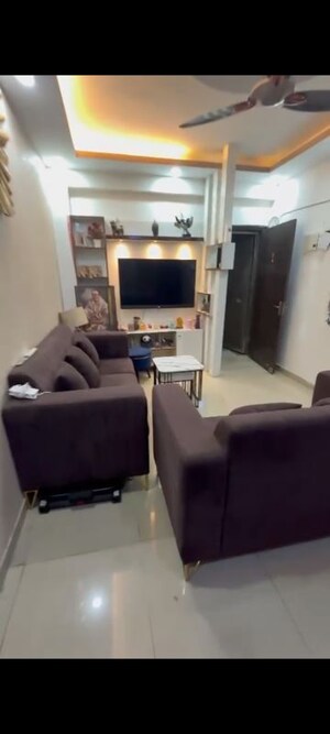Team Area in 2 BHK Apartment at Shree Vardhman Green Court, Sector 90 – for Rent