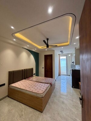 1 RK Builder Floor For Rent in Sector 14