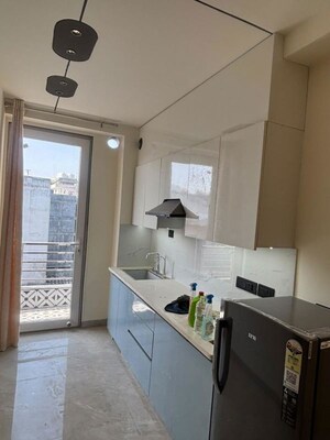 Team Area in 1 RK Builder Floor at Sector 14 – for Rent