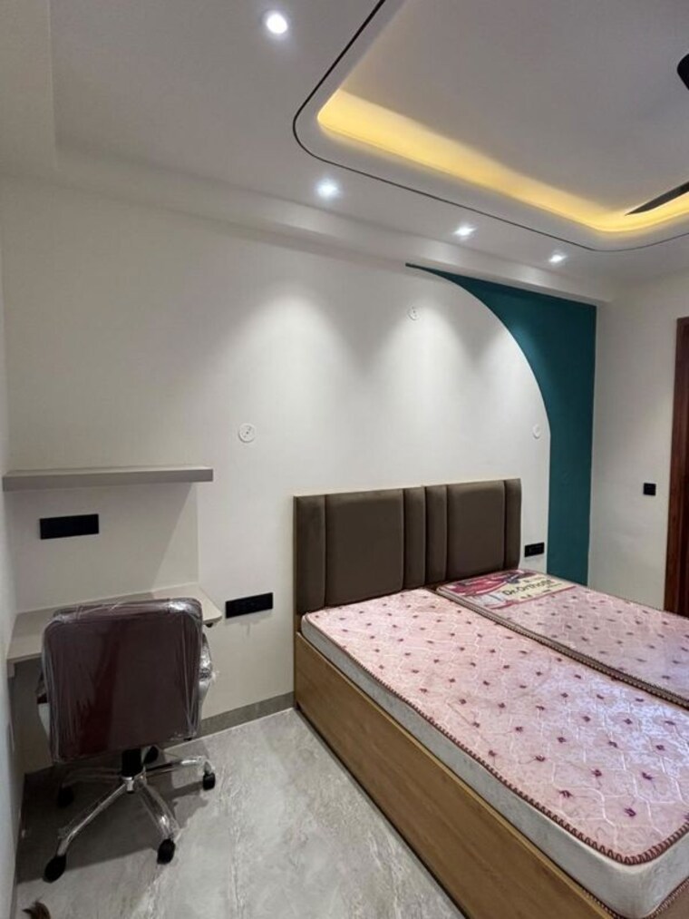 Bedroom, sector 14 1 RK 700 Sq.Ft. Builder Floor In Sector 14 Gurgaon 10771740