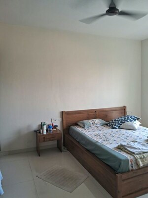 Bedroom in 2 BHK Apartment at Chembur – for Rent