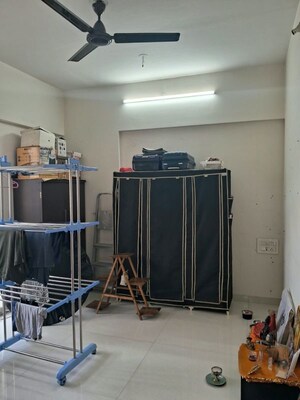 Bedroom in 2 BHK Apartment at Chembur – for Rent