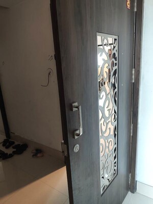 Furnished Amenities in 2 BHK Apartment at Cosmos Enclave, Kasarvadavali – for Rent