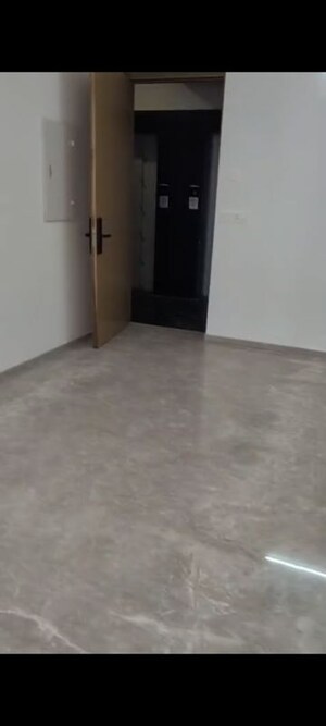Room in 3.5 BHK Apartment at Whiteland Blissville, Sector 76 – for Rent
