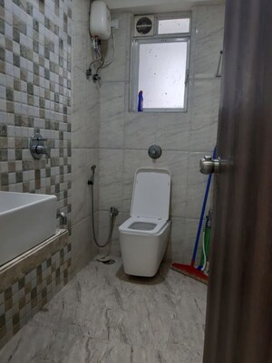 Bathroom in 3 BHK Apartment at DLH Orchid, Andheri West – for Sale