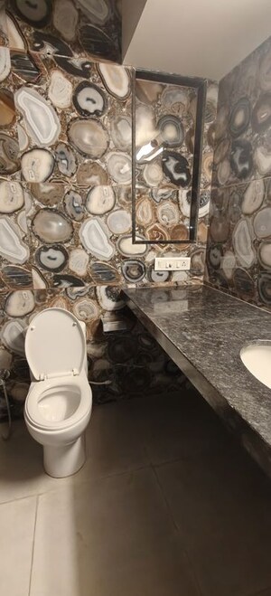 Bathroom in 4 BHK Apartment at Mantri Lawns, Aundh – for Sale