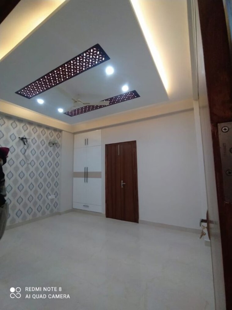 Room, sector 8 6+ Bedroom 119 Sq.Yd. Independent House In Sector 8 Jhajjar 10771729