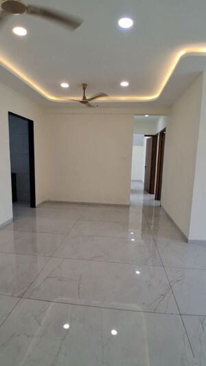 Room in 3 BHK Apartment at Delta Icon, Airoli Sector 7 – for Rent