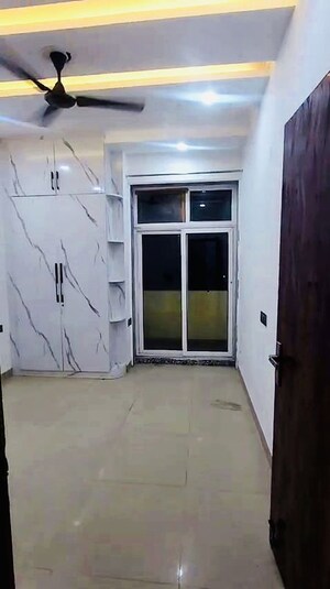 Room in 3 BHK Apartment at SS Mayfield Gardens, Sector 51 – for Rent