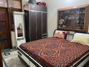 Bedroom in 2 BHK Independent House at Sector 17 – for Rent