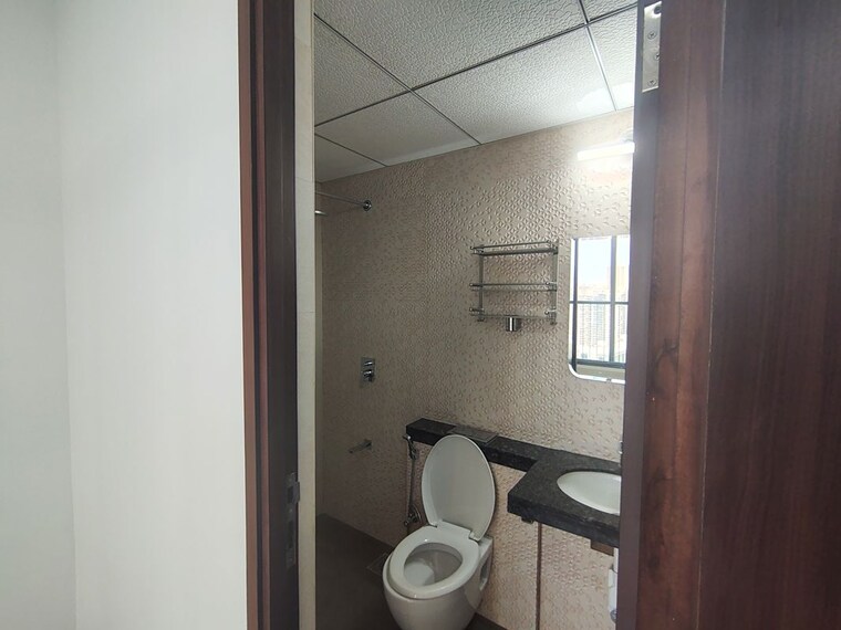Bathroom, kalpataru-elitus 1.5 Bedroom 480 Sq.Ft. Apartment In Mulund West Mumbai 10771847