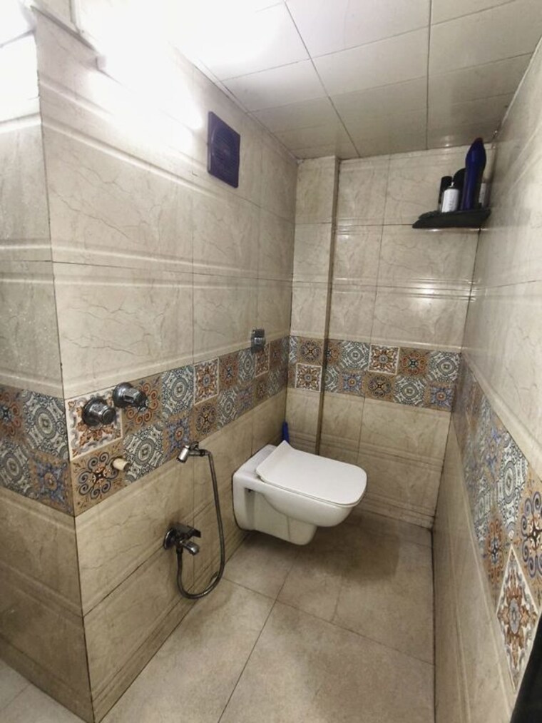Bathroom, sai-srishti-apartment 1 Bedroom 500 Sq.Ft. Apartment In Mira Road Thane 10771869