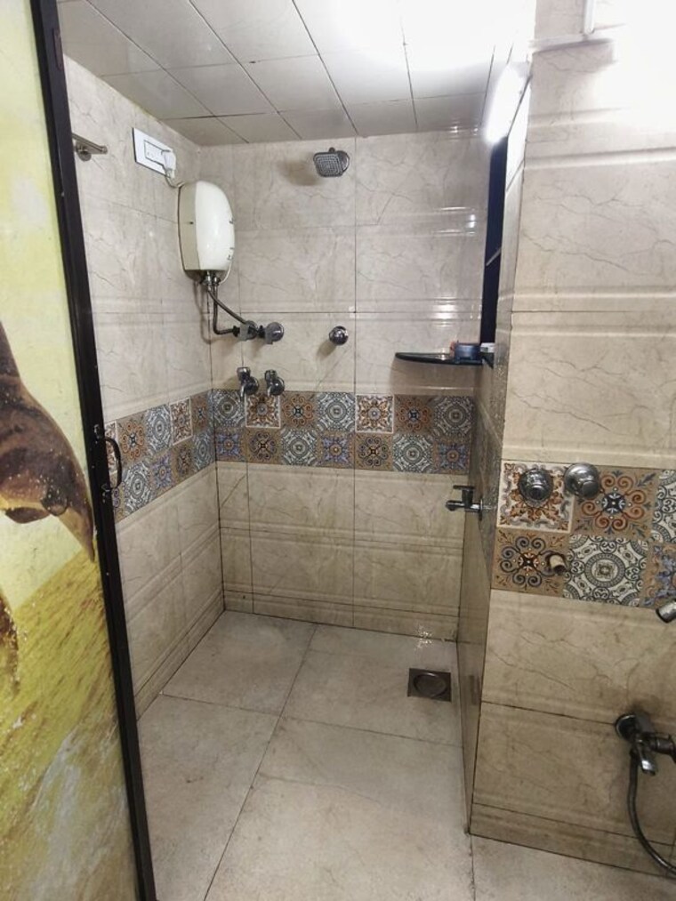 Bathroom, sai-srishti-apartment 1 Bedroom 500 Sq.Ft. Apartment In Mira Road Thane 10771869