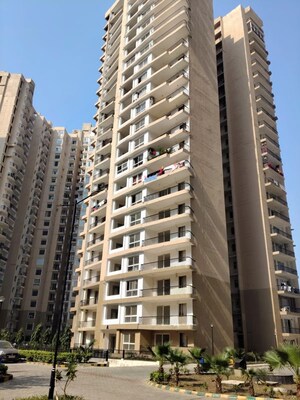 2 BHK Apartment For Sale in Sector 107