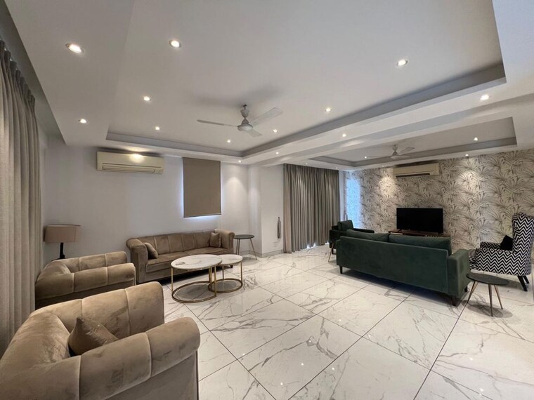 Kitchen, sector 14 5 Bedroom 700 Sq.Yd. Builder Floor In Sector 14 Gurgaon 10763229