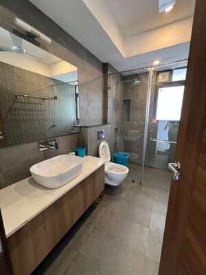 Team Area in 5 BHK Builder Floor at Sector 14 – for Sale