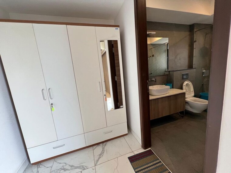 undefined, sector 14 5 Bedroom 700 Sq.Yd. Builder Floor In Sector 14 Gurgaon 10763229