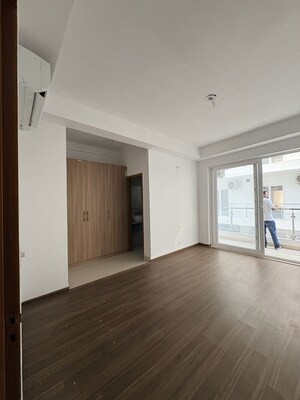 Master Bedroom in 4 BHK Independent House at SS Linden, Sector 84 – for Rent