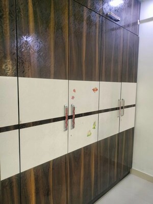 Room in 1 BHK Apartment at Kopar Khairane – for Rent